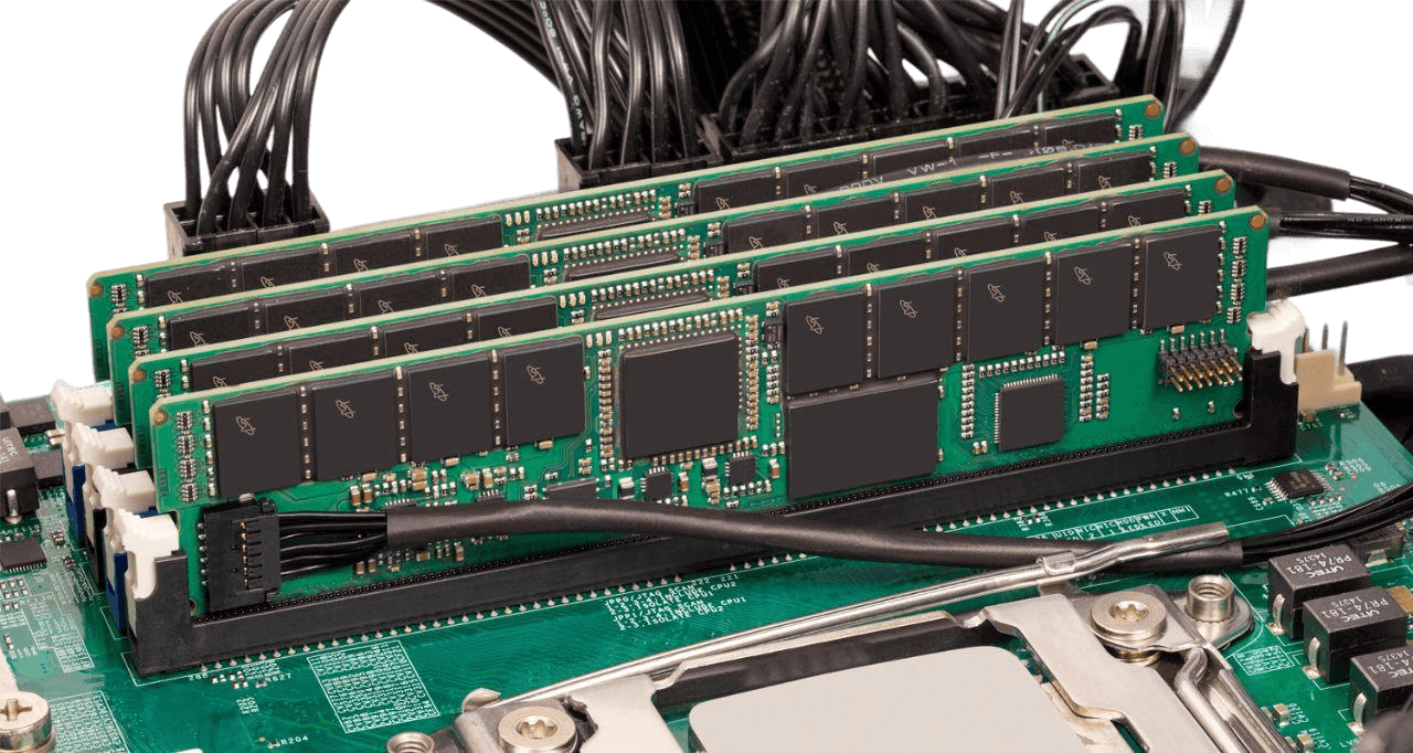 Lenovo ISG 16GB 1Rx8 DDR5-4800MHz memory modules on a motherboard.