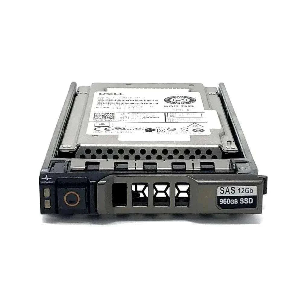 Disco SSD Dell em bandeja metálica preta e cinza, com encaixe hot-plug e etiqueta frontal indicando SAS 12Gb e 960GB.